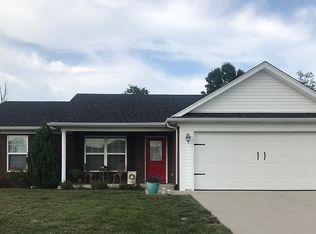 12106 Lumberfield Ln, Sellersburg, IN 47172