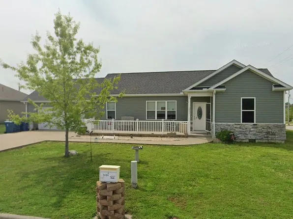 2806 E 17th St, Joplin, MO 64804