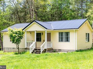 216 Deer Fern Dr, Sugar Grove, WV 26815