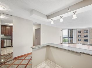 Landmark On The Lake, Milwaukee, WI 53202