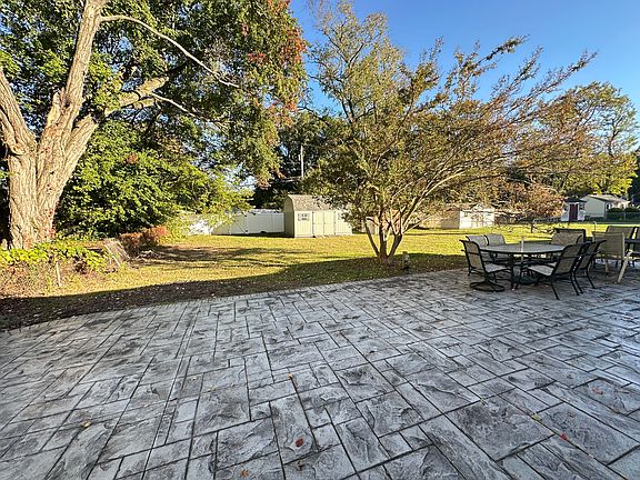 2nd image of 487 Bruce Ave