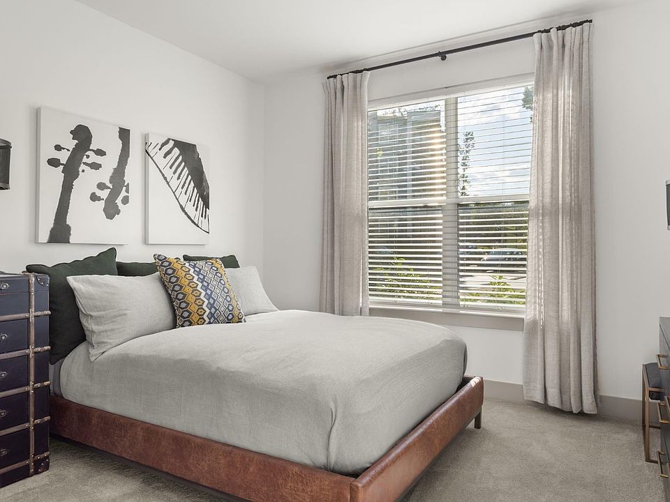 The Anson - Bedroom