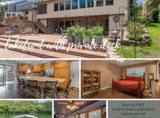 230 River Point Rd, Hollister, MO 65672