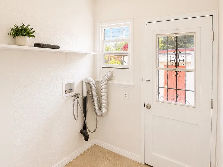 228 W Riggin St #228 — Photo 9