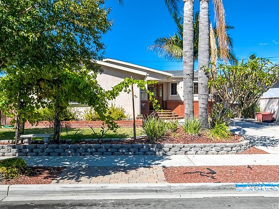 2nd image of 2611 Loftyview Dr
