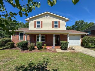 6875 Baystone Rd, Fayetteville, NC 28314