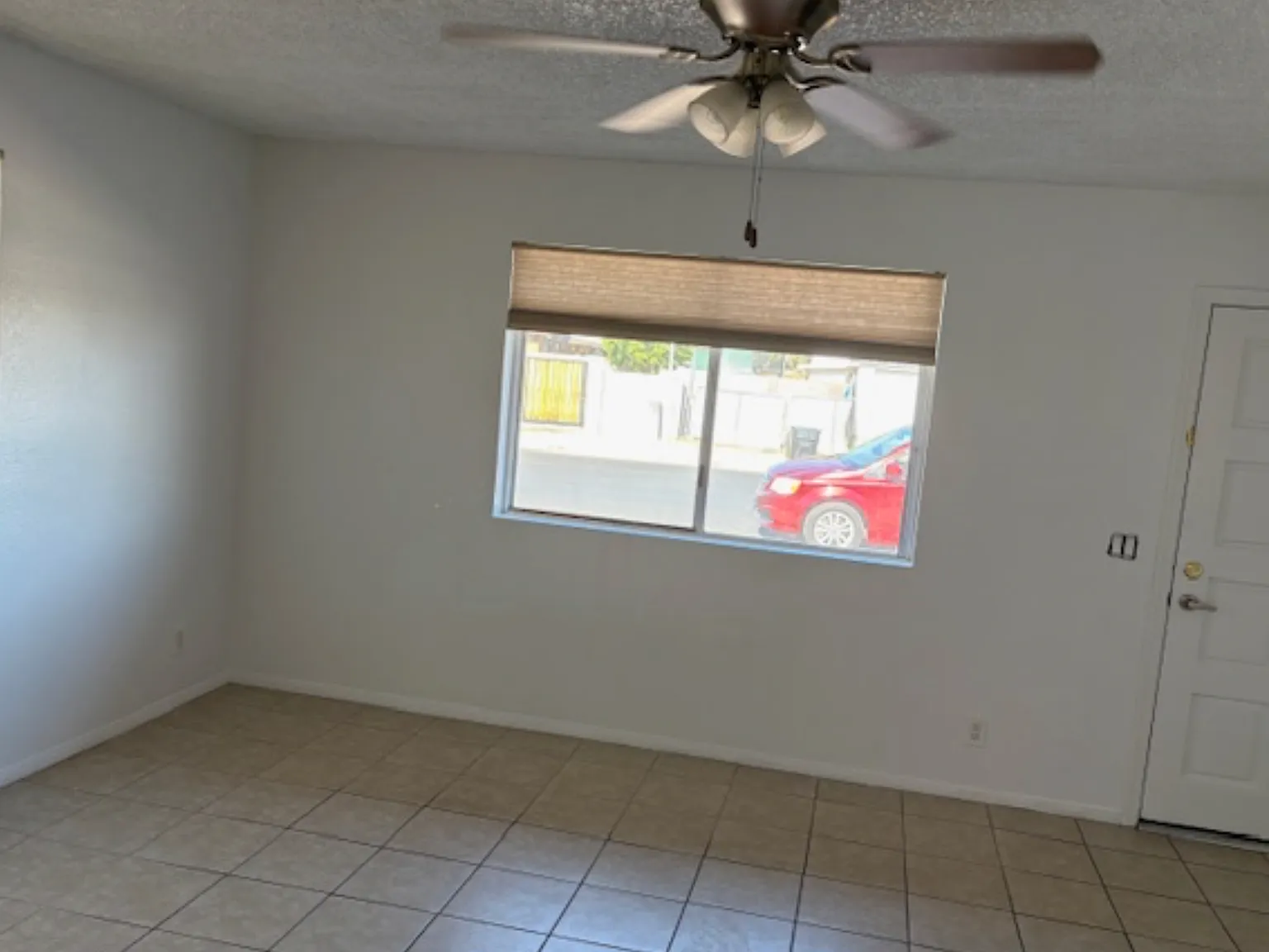 2 bed, 1000 sqft, $1,700 — Photo 4