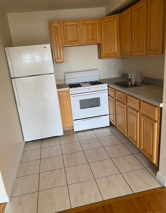 1st image of 111-13 38th Ave #3F
