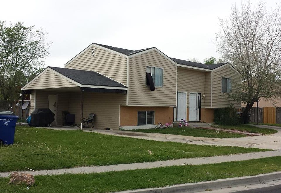2nd image of 3414 S Mockingbird Way