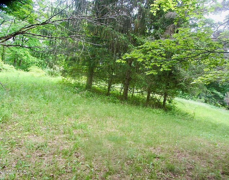 4th image of L23.2 Unionville Feura Bush Road