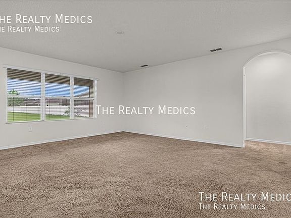 5th image of 1715 Jackson Oaks Dr