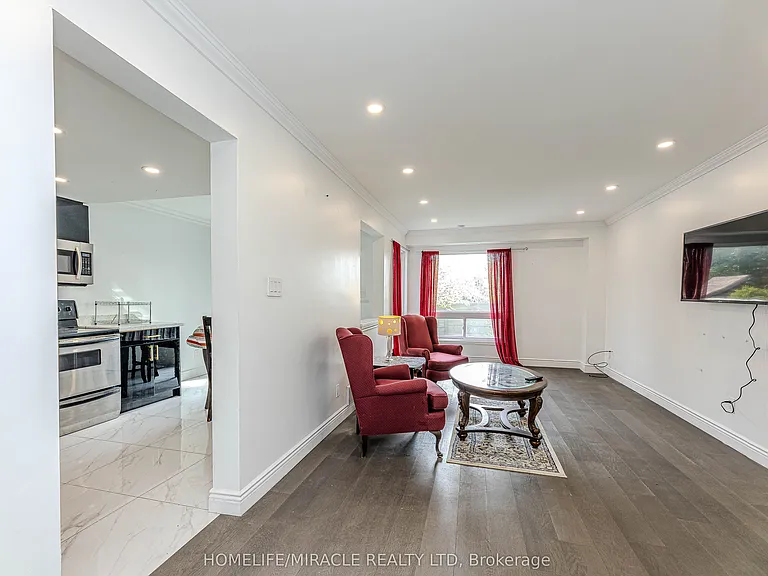 851 Bennett Ct — Photo 11