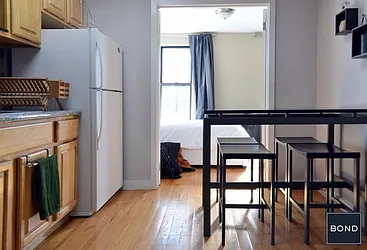 Rented by Bond New York