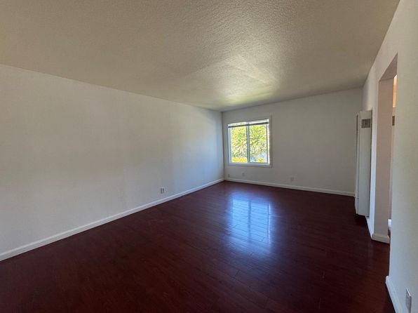 3232 14th Ave #7