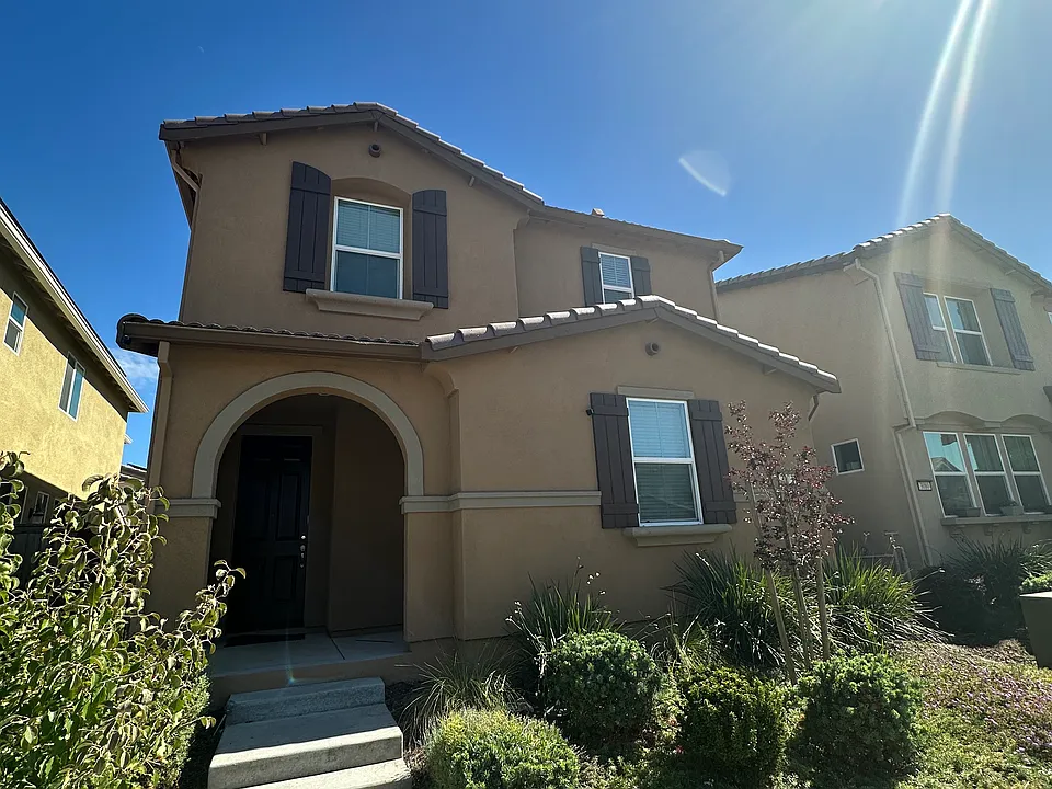 3072 Bowden Square Way
