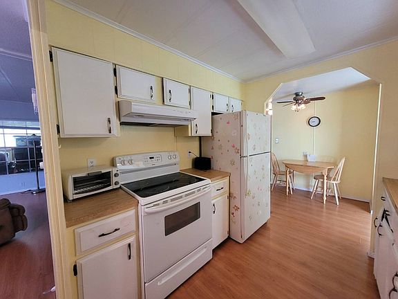 2nd image of 672 Brigantine Blvd