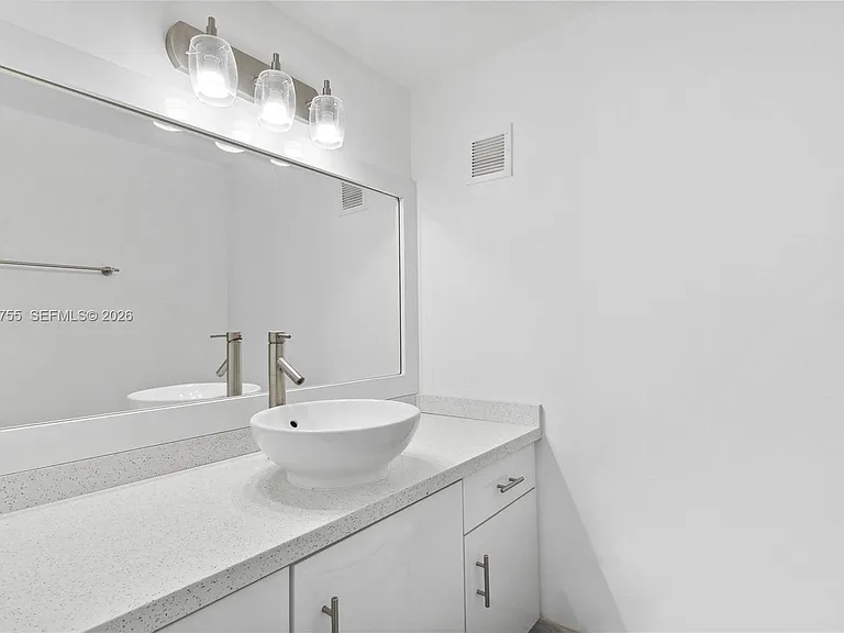 1200 West Ave #515 — Photo 14