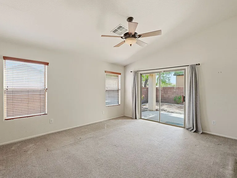 2403 W White Feather Ln — Photo 11