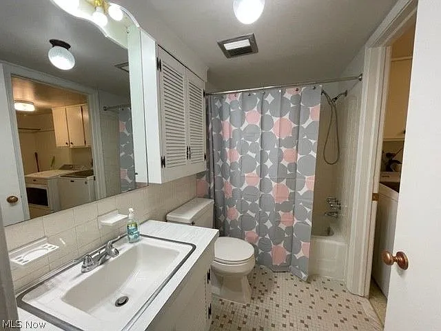 6960 Carriage Hill Dr #101 — Photo 16