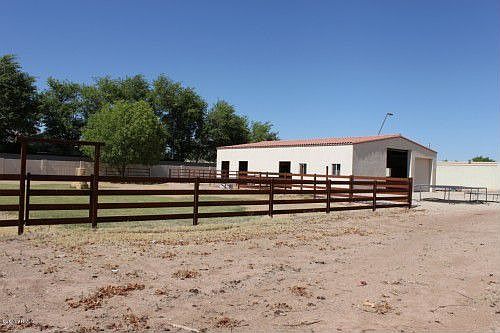 2nd image of 2172 E Calle De Arcos