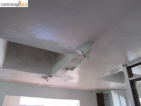 4th image of 17242 Philadelphia Rd