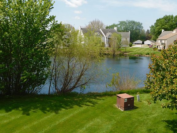 4th image of 955 Millpond Rd
