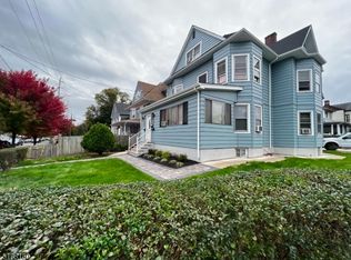 39 Grove St, Plainfield, NJ 07060