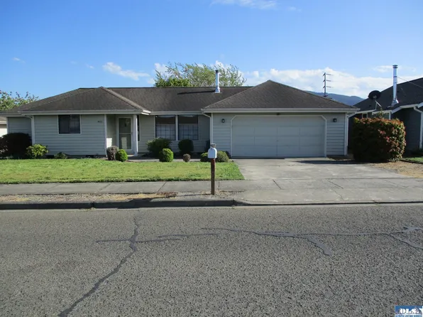 811 E Spruce St, Sequim, WA 98382