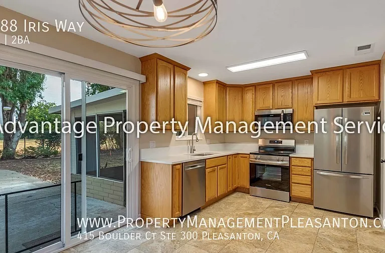 5288 Iris Way — Photo 5