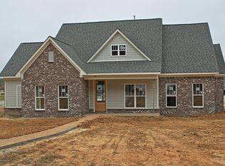 5041 Watson Place Blvd, Nesbit, MS 38651