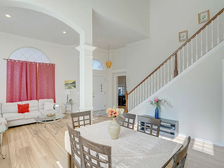 9504 Rodeo Dr — Photo 5