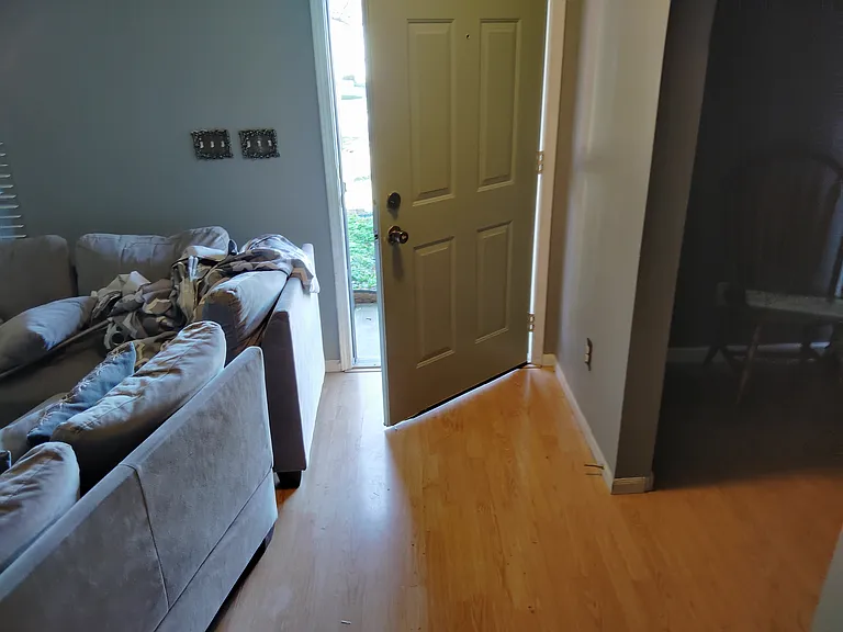 4777 Dolan Pl — Photo 4