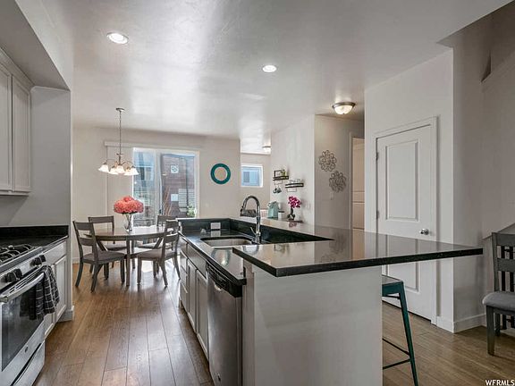 4th image of 5098 W Laureston Way