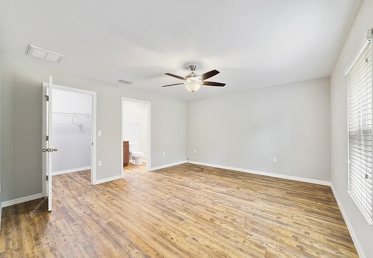 13775 SW 43rd Cir — Photo 5