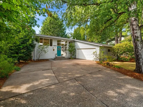 2940 Watercrest Rd, Forest Grove, OR 97116