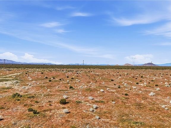 3rd image of 14765 Oasis Rd