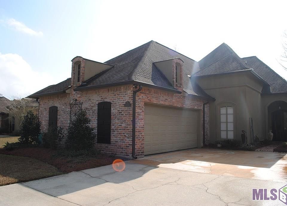 1st image of 21133 Waterfront East Dr