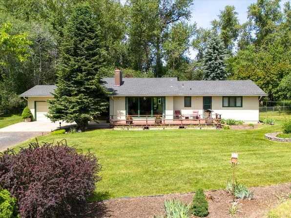 1225 E Burk Rd, Colbert, WA 99005