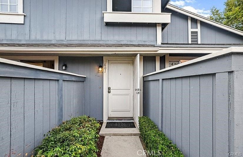 1st image of 801 Yankee Point Way