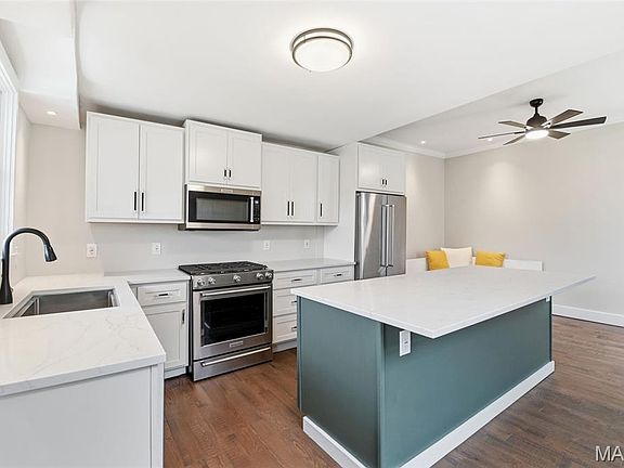 4th image of 5310 Shaw Ave
