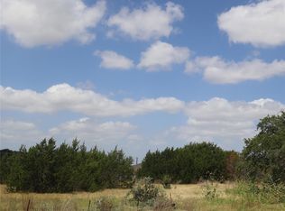 105 Mesones Rd, Florence, TX 76527
