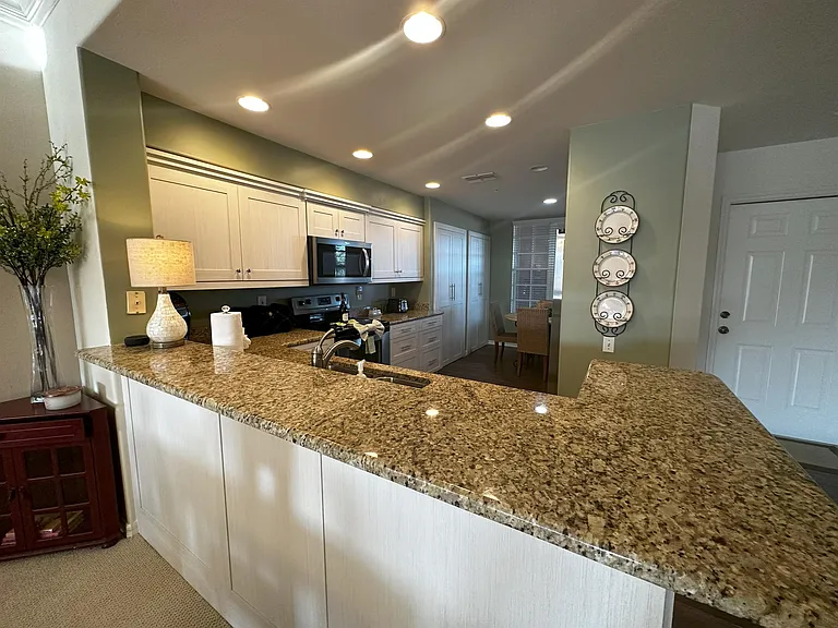 9100 Southmont Cv #206 — Photo 9