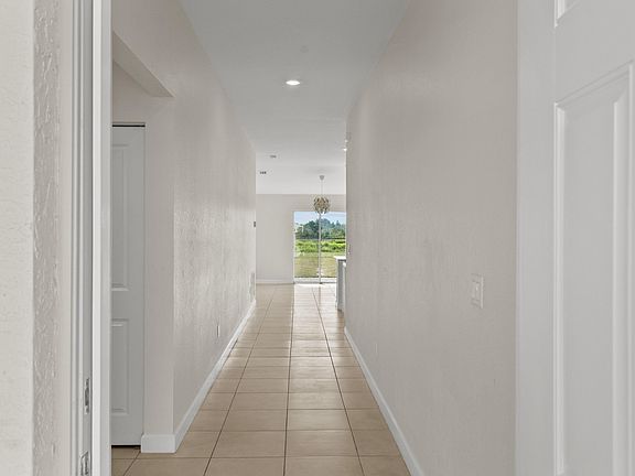 4th image of 928 Bent Creek Drive