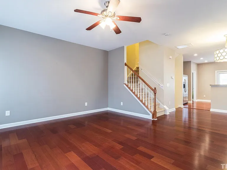 8024 Sycamore Hill Ln — Photo 5