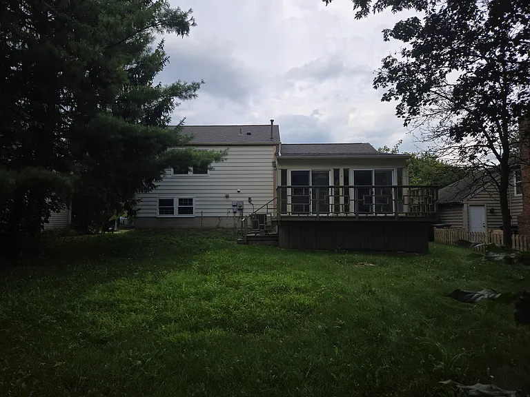 7857 Cobdon Ave — Photo 20
