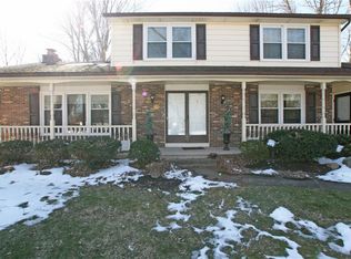 107 Crossroads Ln, Rochester, NY 14612