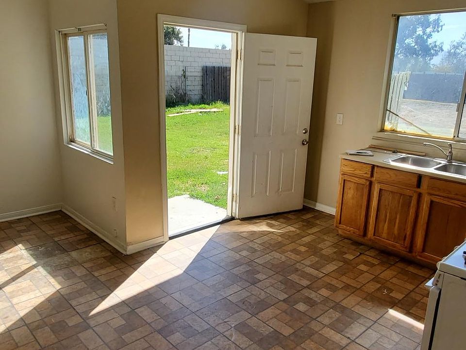 1st image of 15515 Randall Ave #12