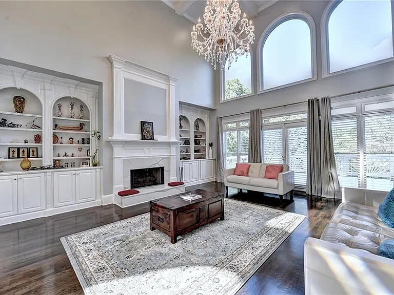 645 Falls Bay Ct — Photo 17