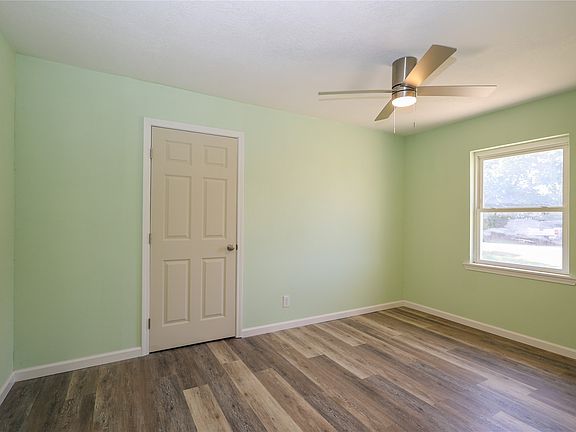 2nd image of 1324 Red Bud Dr