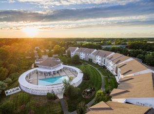 330 Chestnut Farm Way #330, Raynham, MA 02767